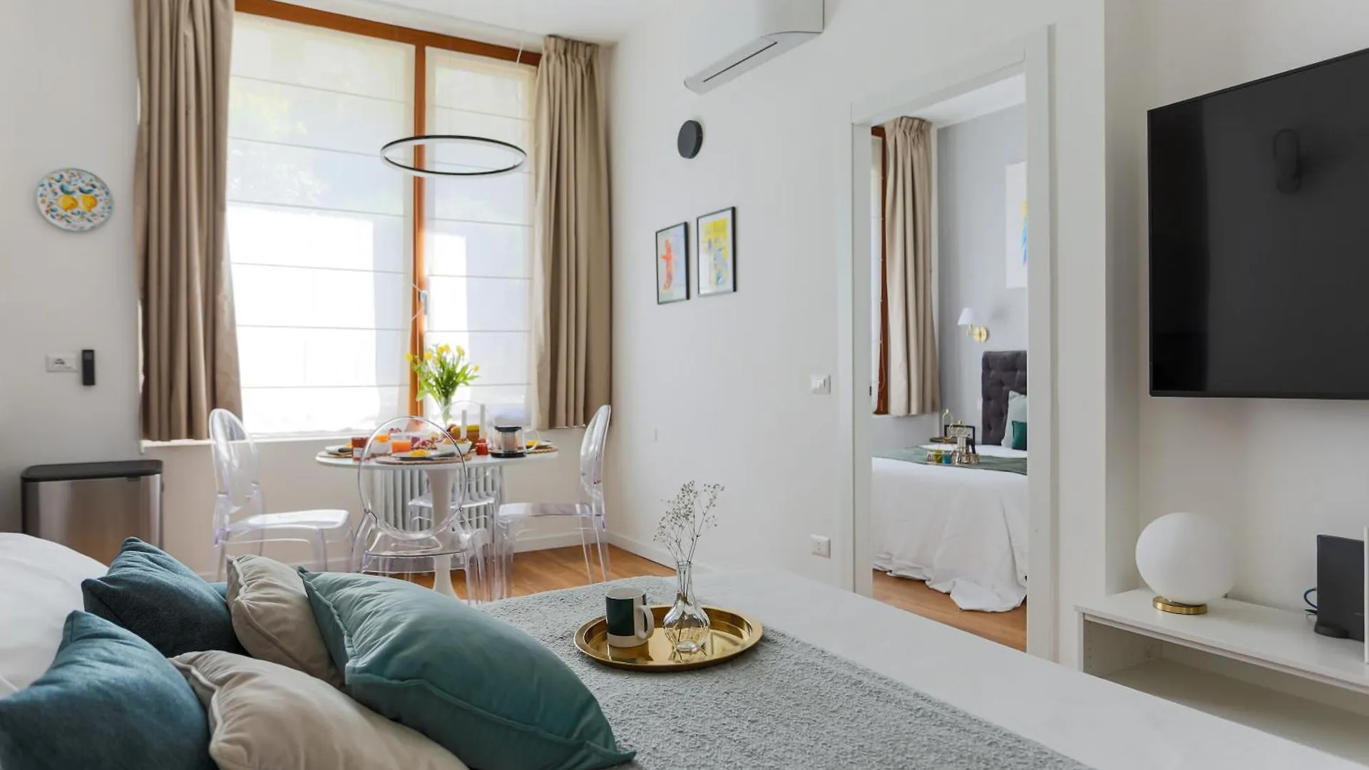 The Best Rent - Comfortable One-Bedroom Apartment In The Crocetta Area Milan Italy