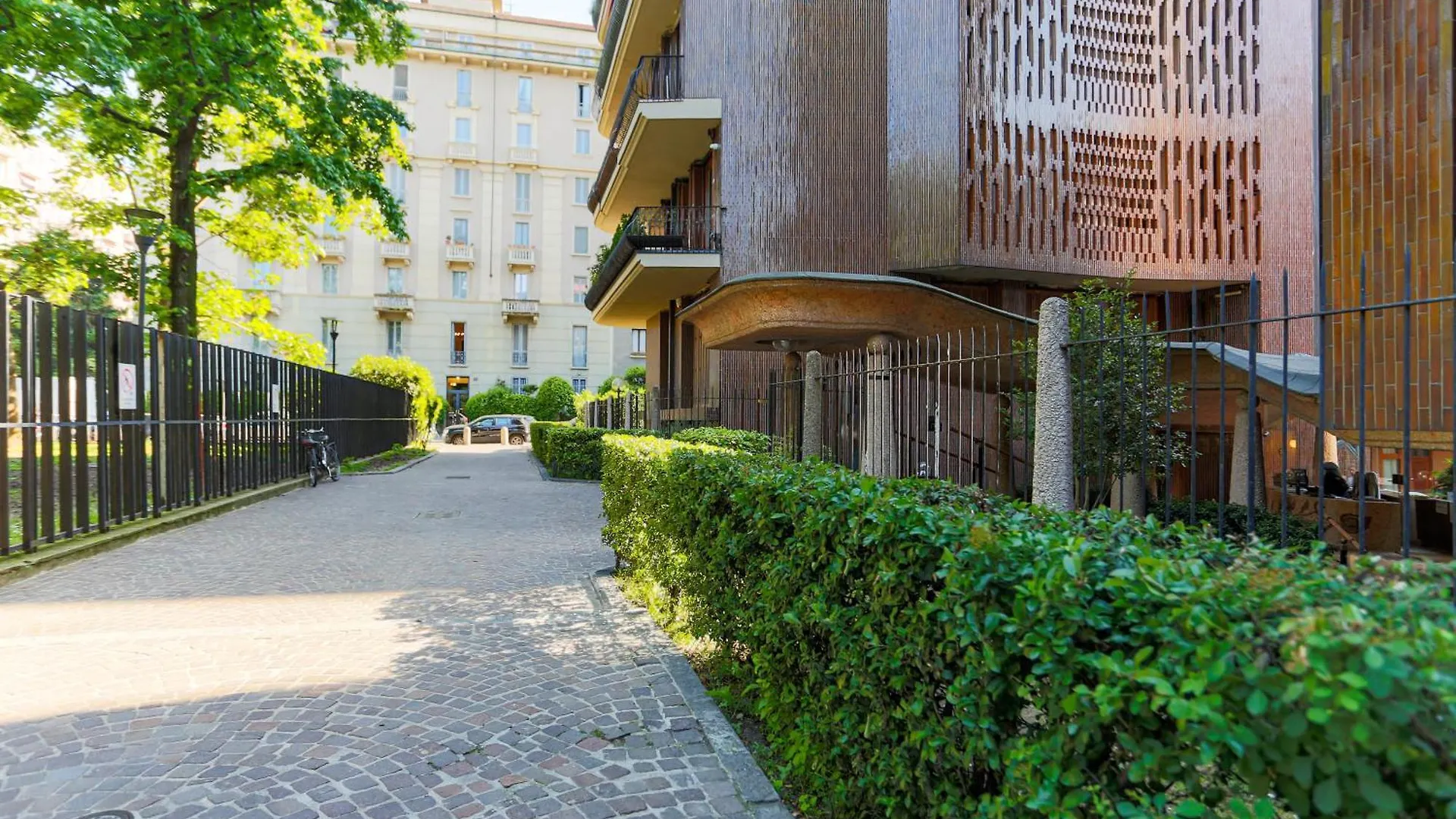 The Best Rent - Comfortable One-Bedroom Apartment In The Crocetta Area Milan Italy